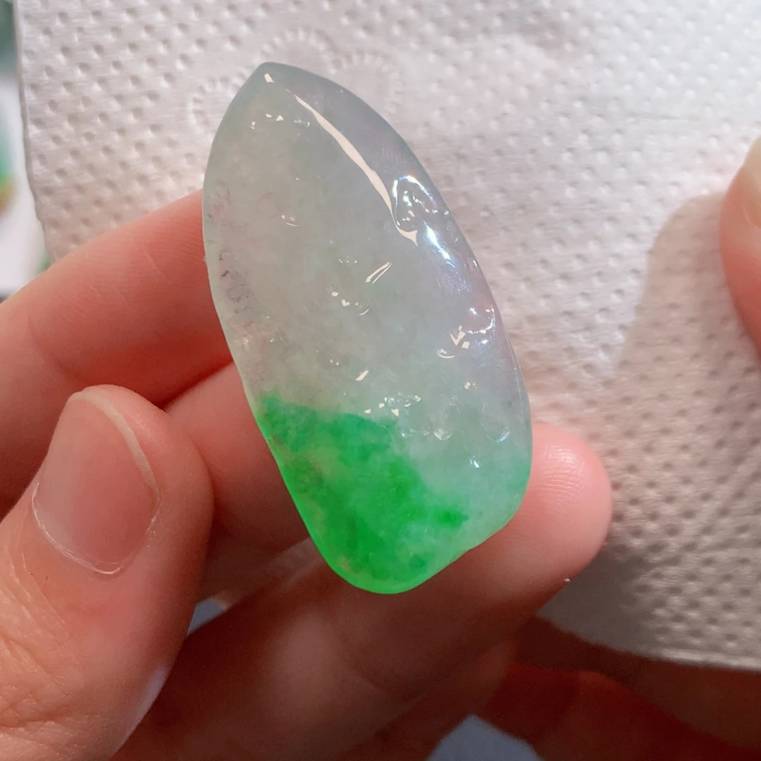 翡翠未镶嵌吊坠(不含链)229