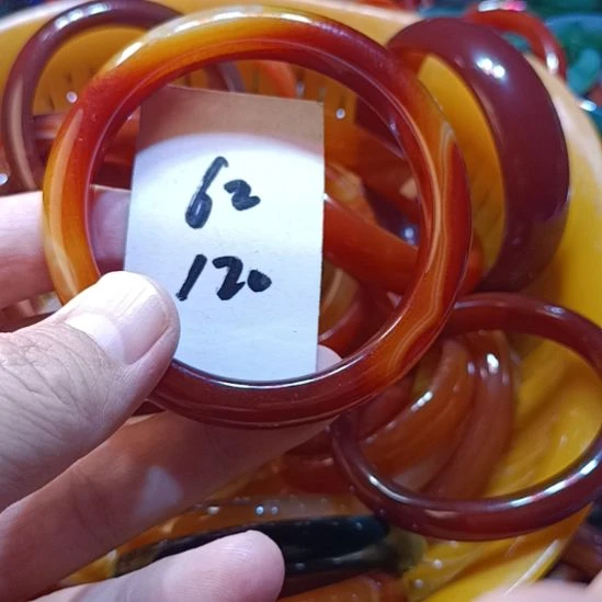 手镯玛瑙/玉髓未镶嵌