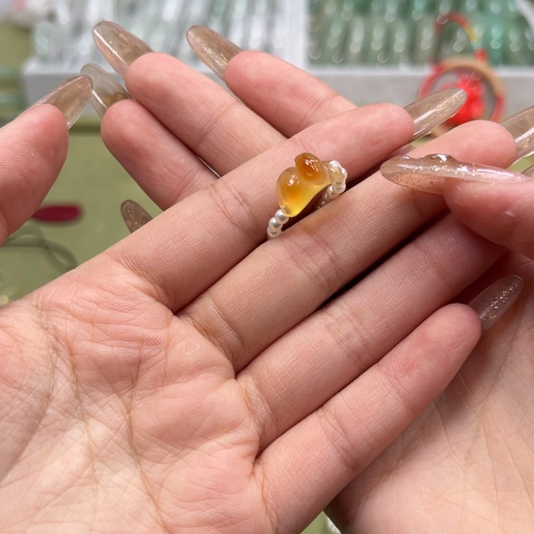 玛瑙/玉髓颈饰未镶嵌红