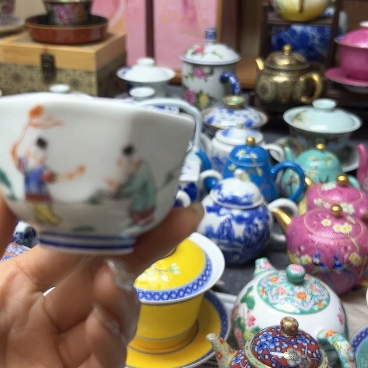 不会因为别人不开心就