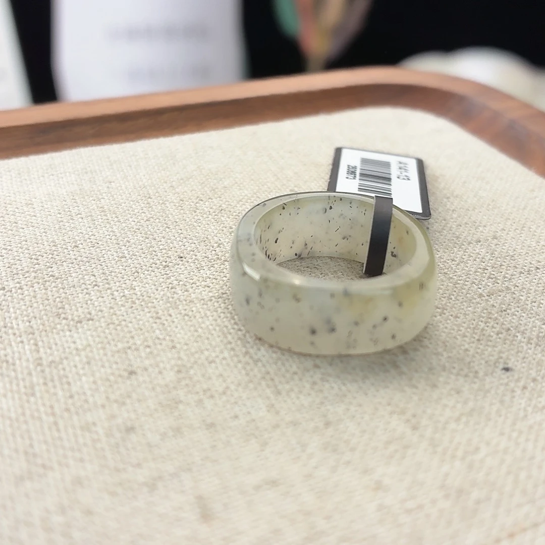 和田玉未镶嵌戒指L32点墨方圆直径16.4不退换