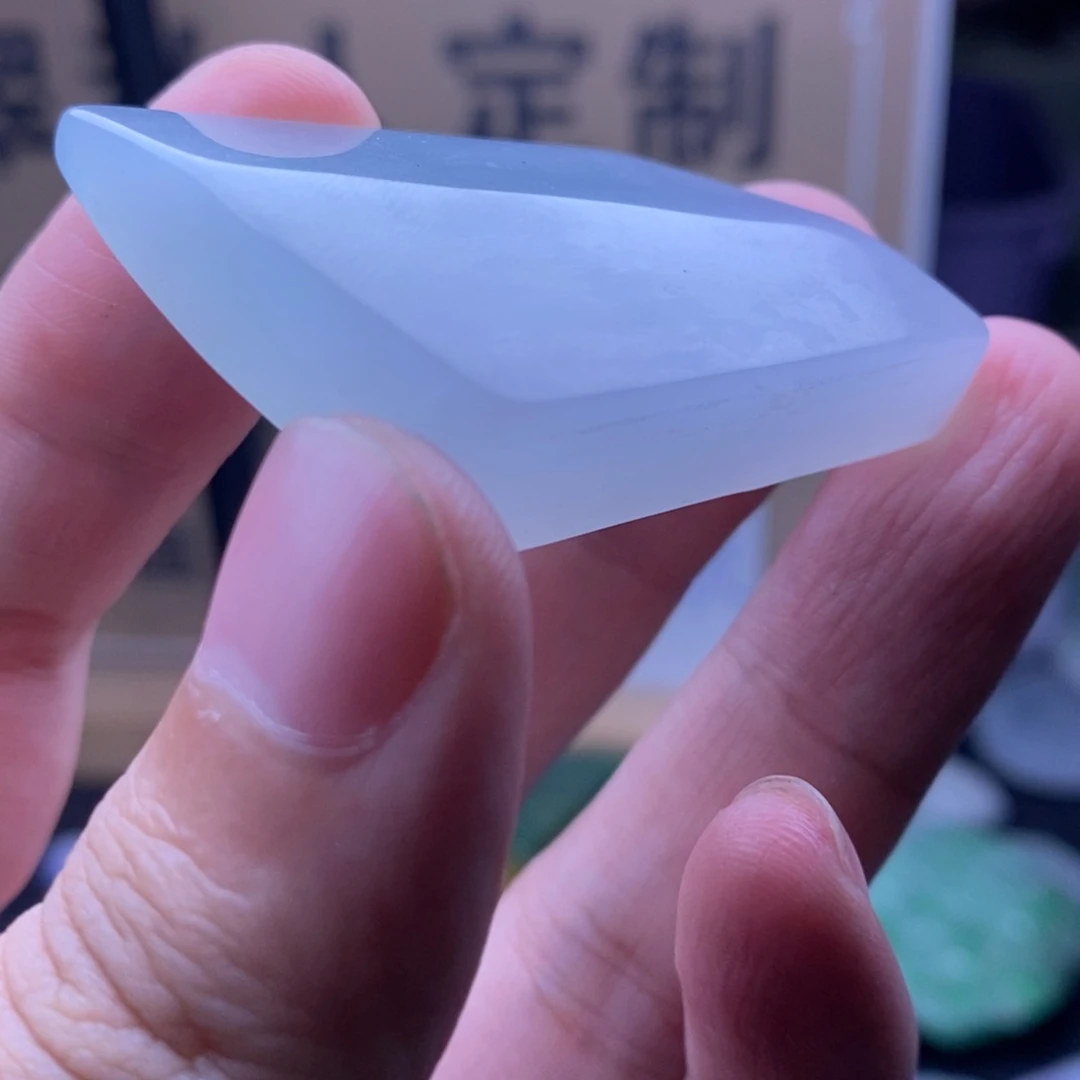 定制翡翠未镶嵌包工