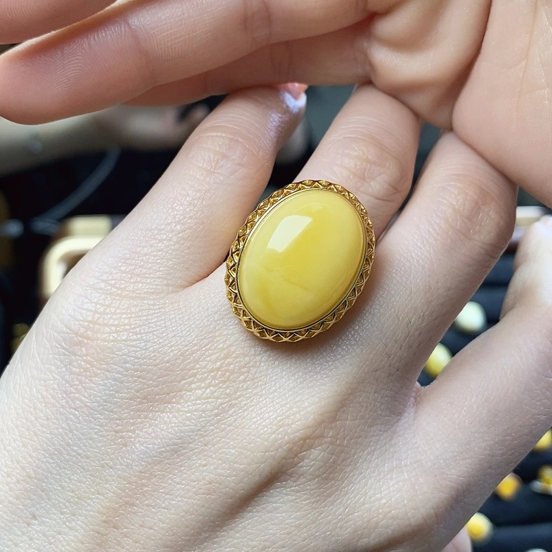 琥珀未镶嵌裸石成品