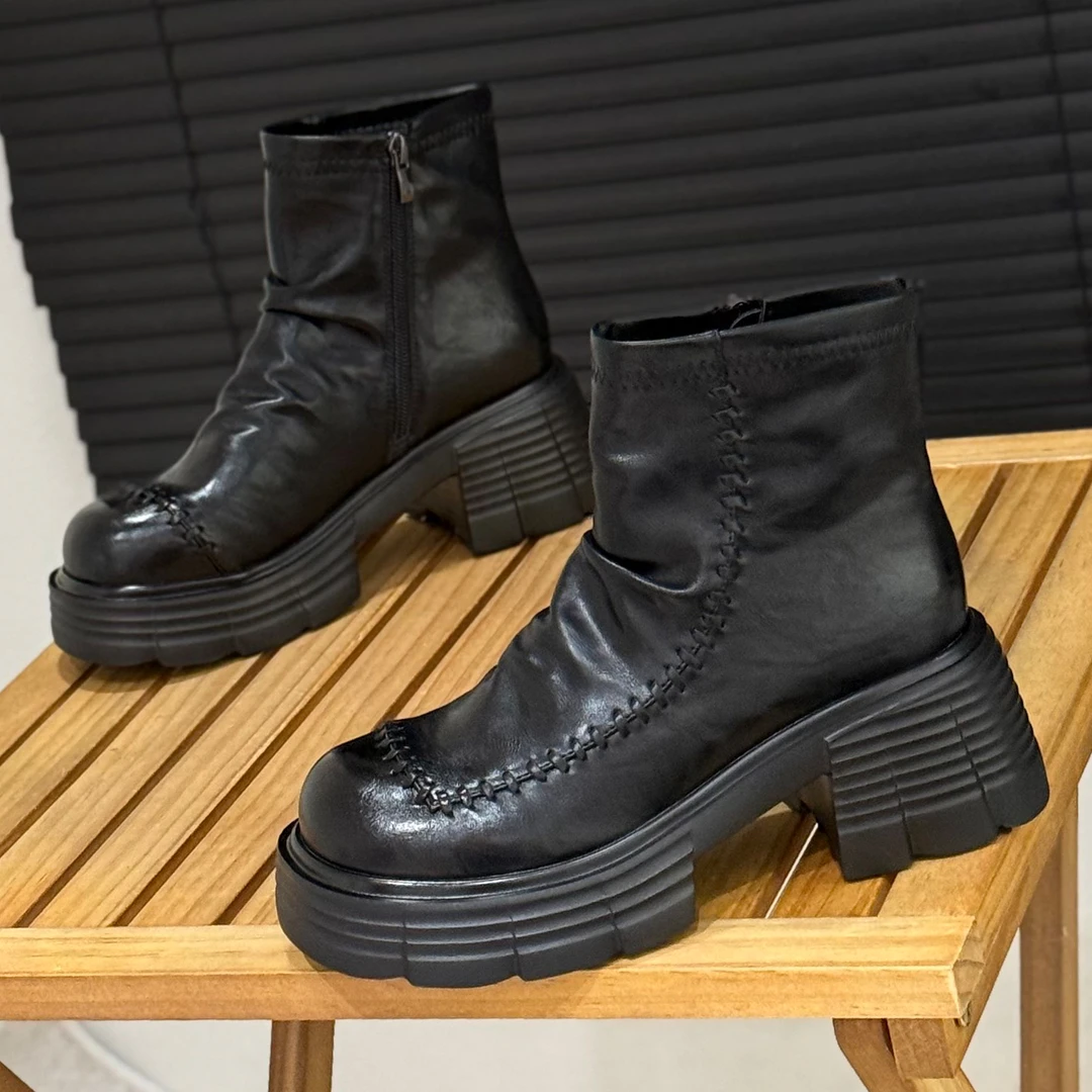 7cm增高粗跟马丁靴女2025新款网红褶皱小个子短靴英伦风显瘦女靴