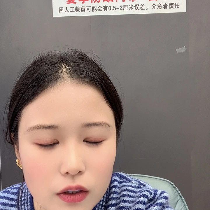 奕****3哈哈哈哈哈哈哈