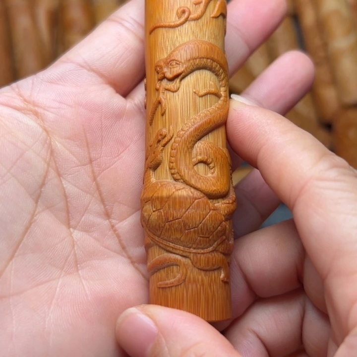 搏***虎实心竹雕刻手把件