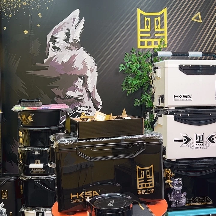 铁黑坑上岸33黑猫无腿钓箱➕海风拉丝金五件套➕食盒➕rs坐垫不退换