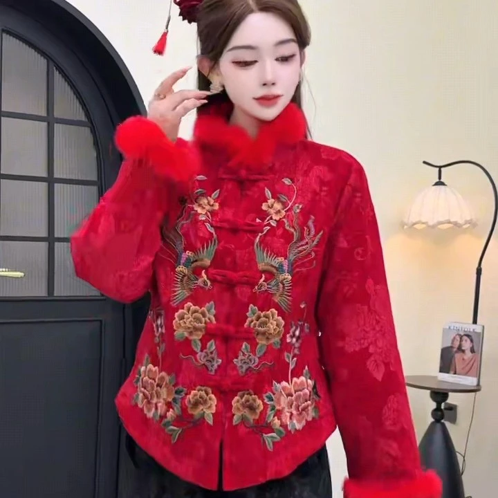 新中式秋冬民族风重工刺绣真毛夹棉气质小款外套