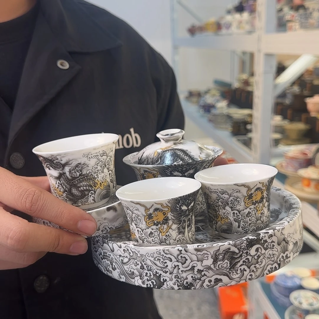 当代艺术名家辞典