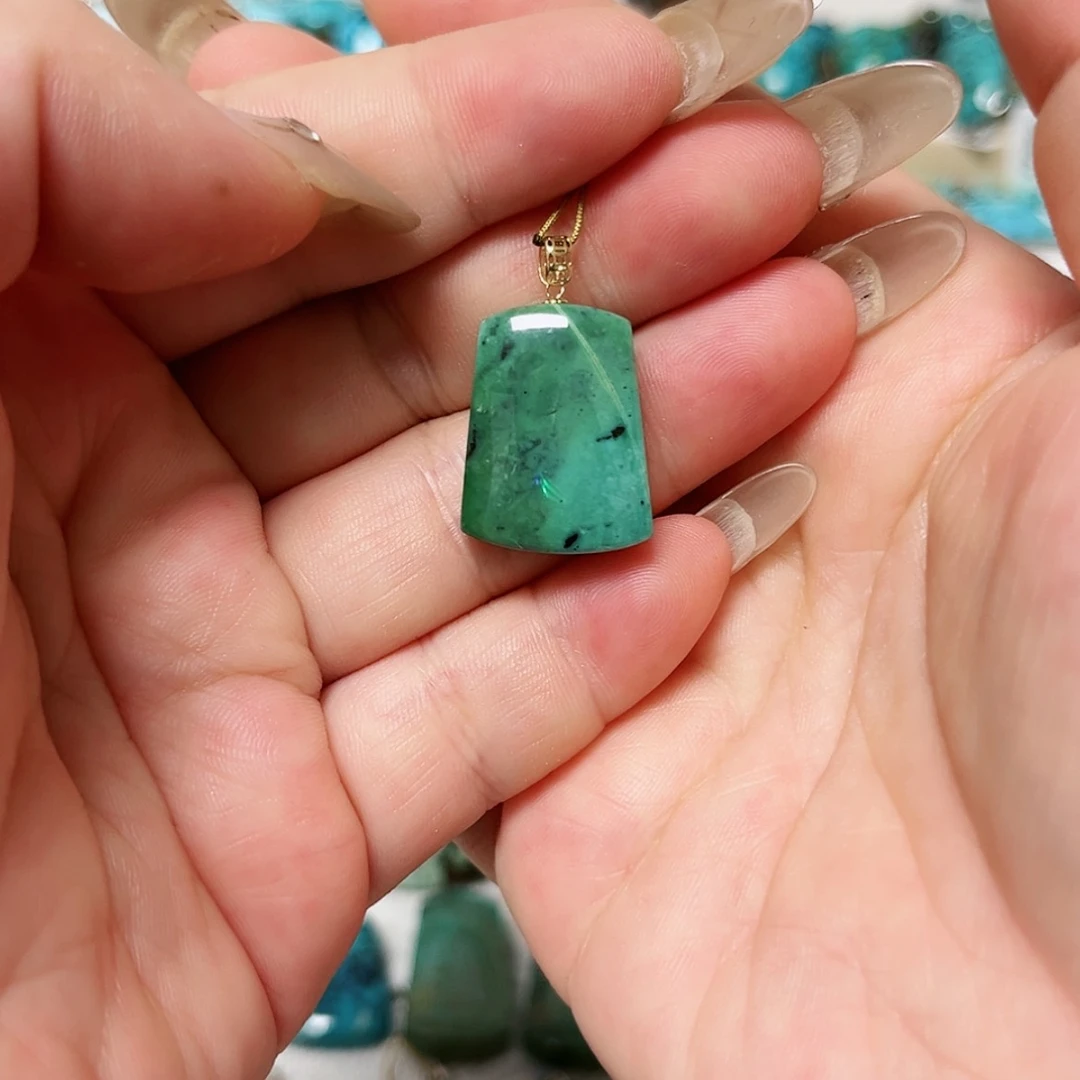 【闪购商品】未镶嵌绿松石珠宝奇石