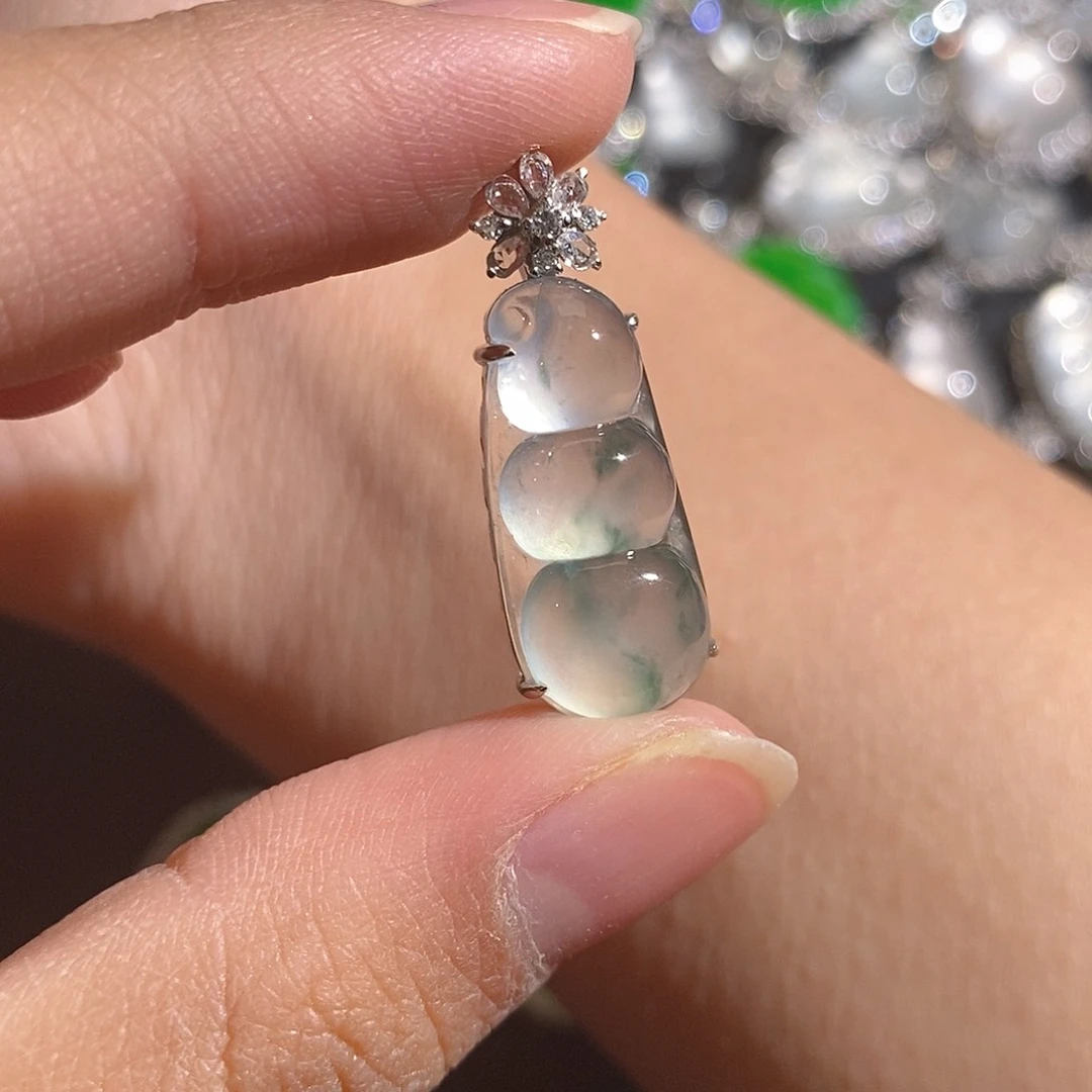 翡翠颈饰18K金镶嵌天然缅甸A货翡翠