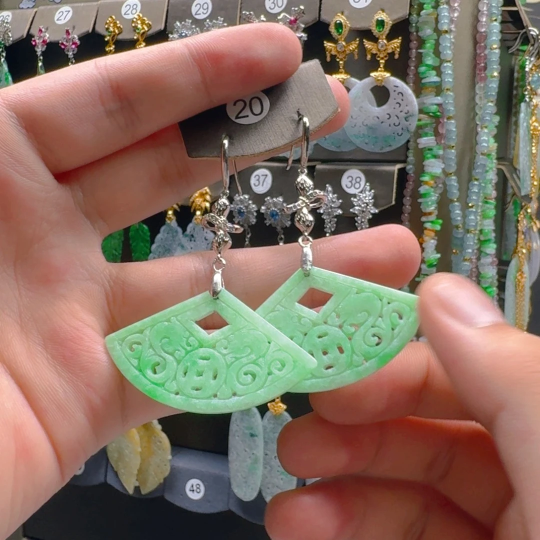 翡翠未镶嵌耳饰翡翠