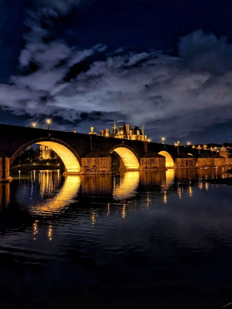 【乐＋高】时尚潮牌字母印花宽松套头上衣