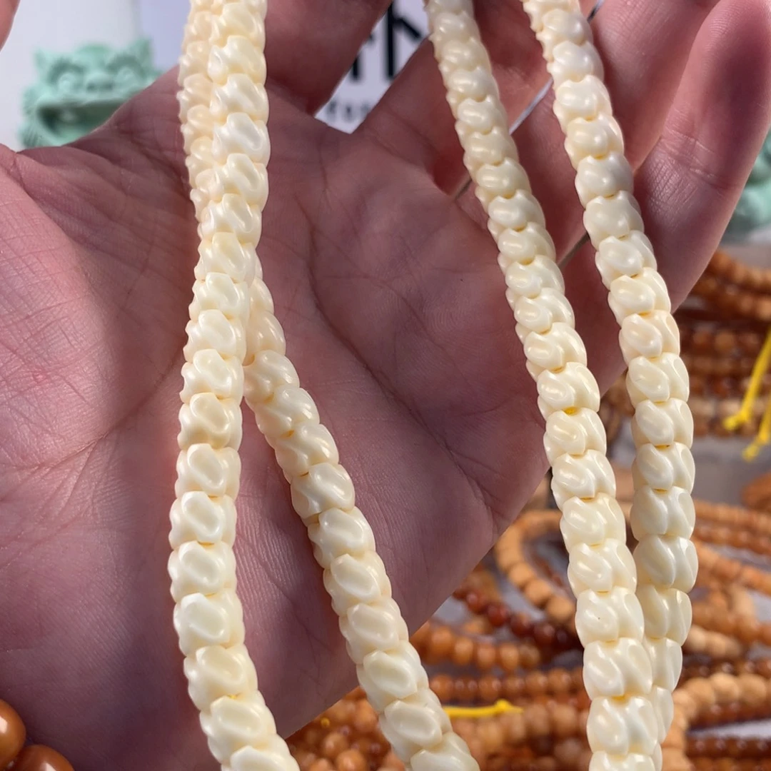 星月菩提吊坠墨*8.5×7.5白龙脖挂