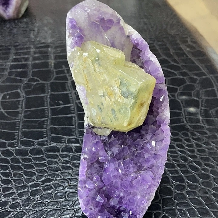 水晶珠宝半成品未镶嵌