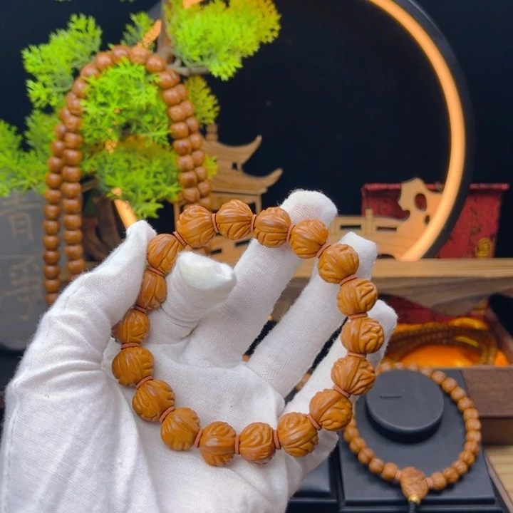 桃核吊坠天****线野生桃核小金豆