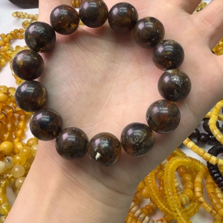 琥珀未镶嵌珠宝奇石