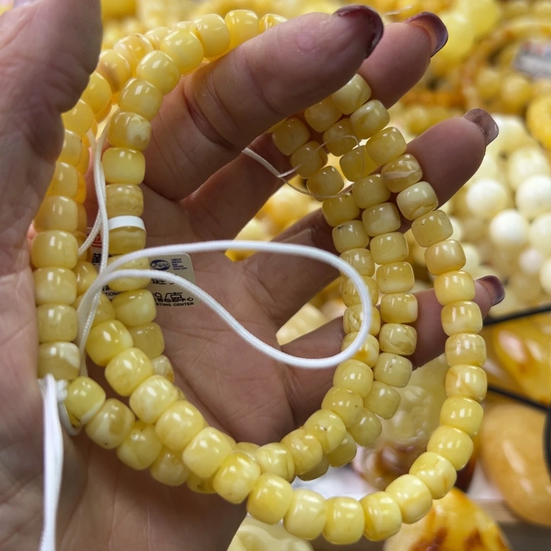 琥珀珠宝奇石未镶嵌