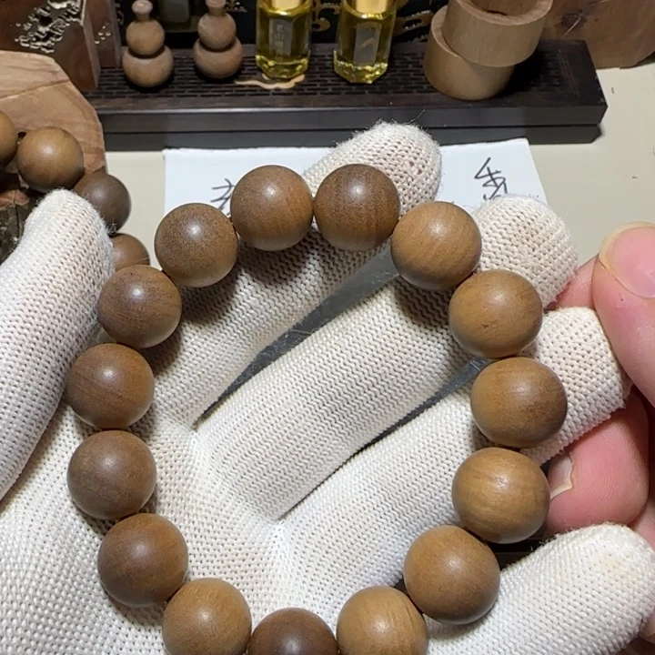 老山檀香1.5黑肉横纹木质奶甜凉沉水枯枝料