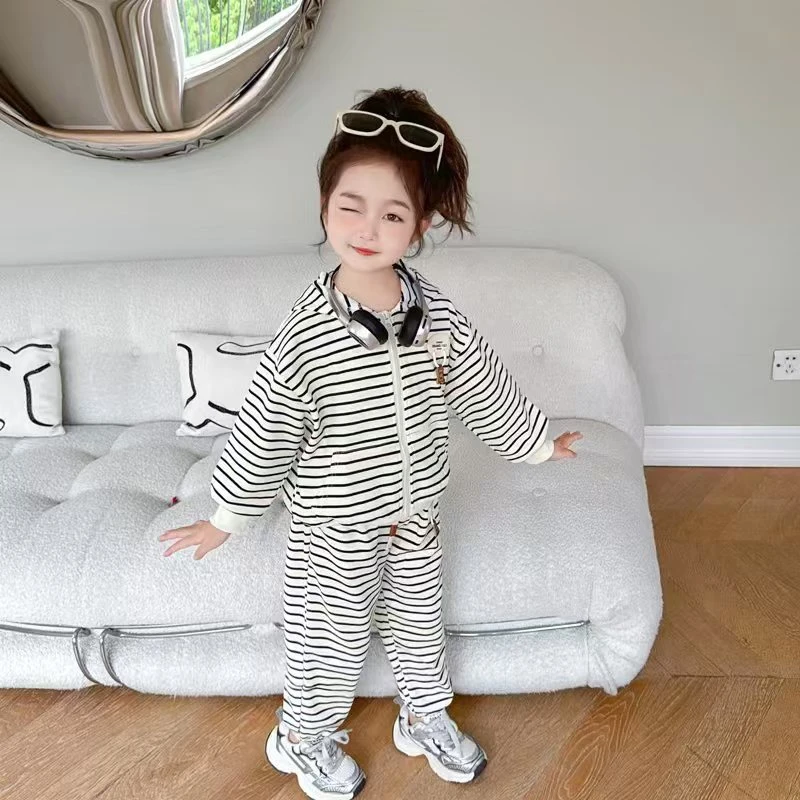 宝宝连帽套装外套裤子可开档春款男女宝宝上衣条纹两件套时尚潮