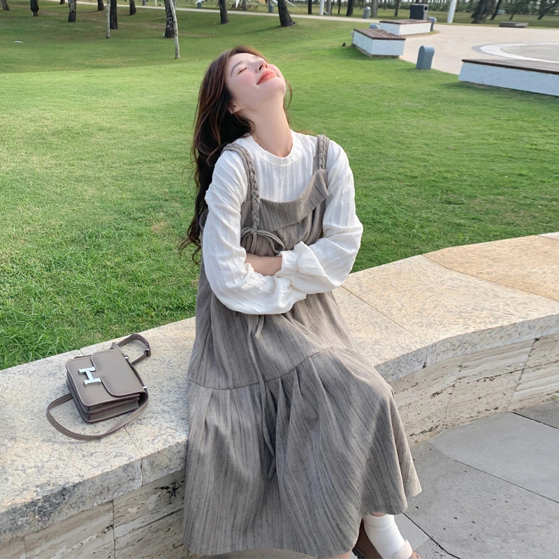 甜美风减龄背带裙套装女2025早春新款森系小清新海边度假风两件套