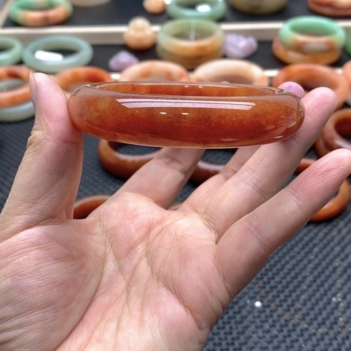 石英质玉手镯未镶嵌阳**成