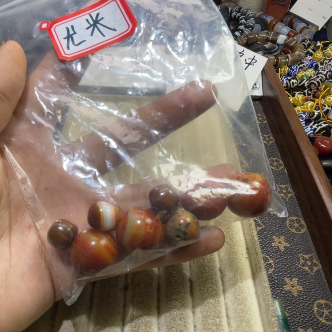 U***米玛瑙/玉髓未镶嵌珠宝半成品