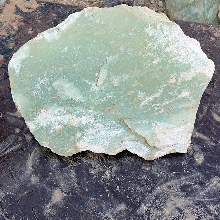 中***水蛇纹石玉未镶嵌天然岫玉多样性发一