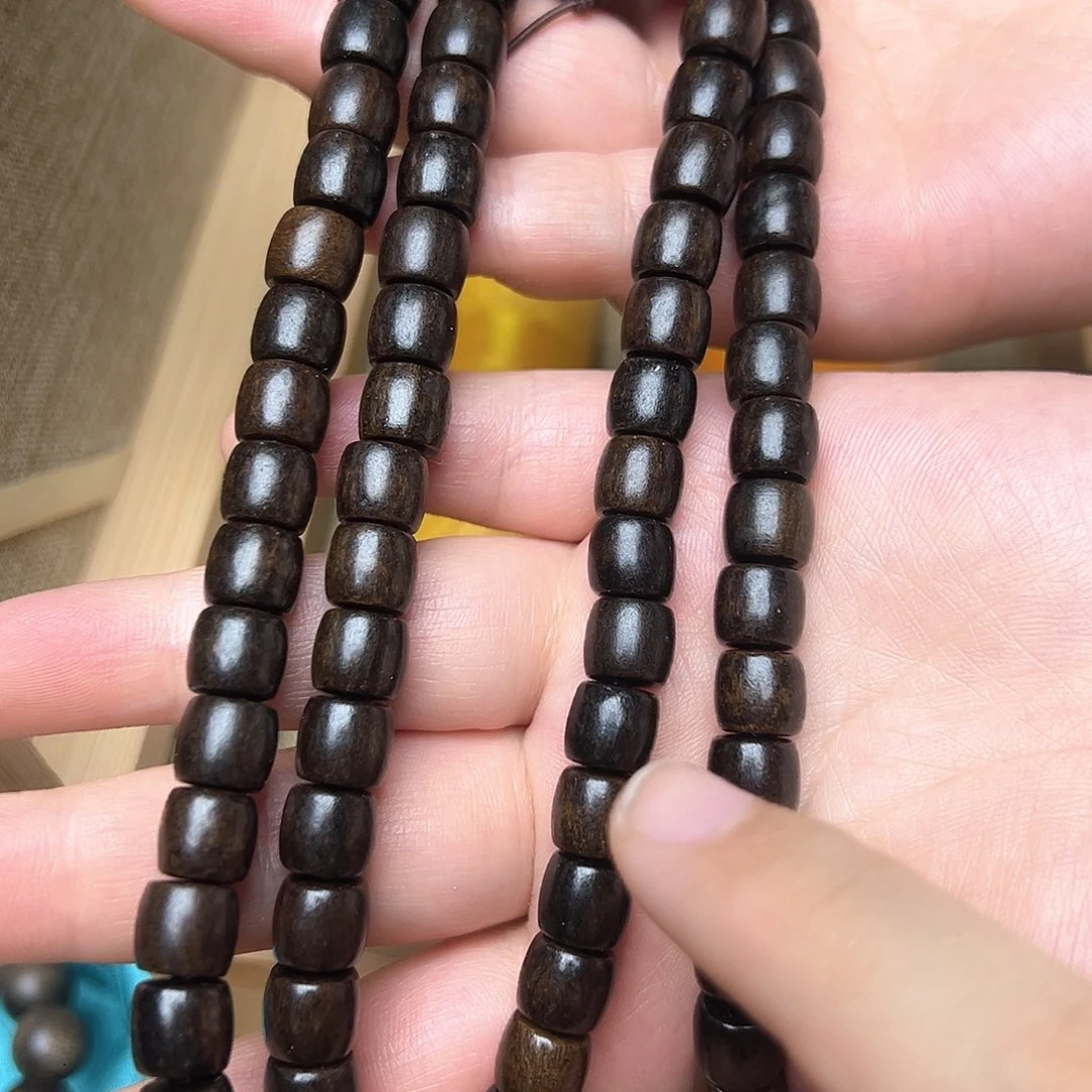 大叶紫檀（黑酸枝木类）