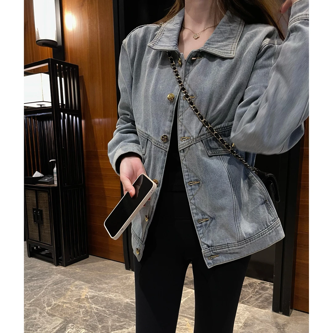 “维多利亚珊瑚”土耳其牛仔外套TYAW021