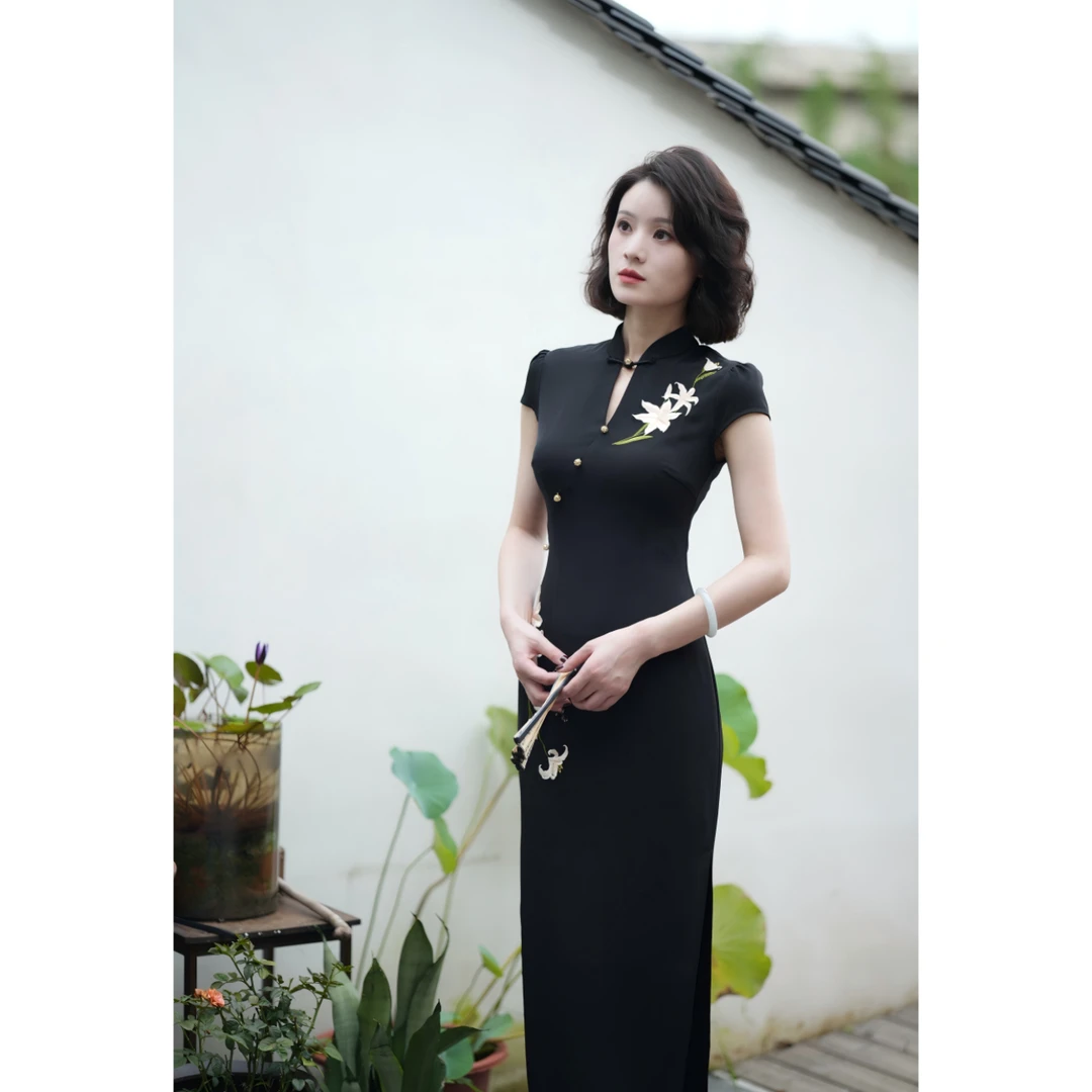 彩彩家【亭亭玉立】夏季原创中国风修身复古气质黑色日常改良款旗袍