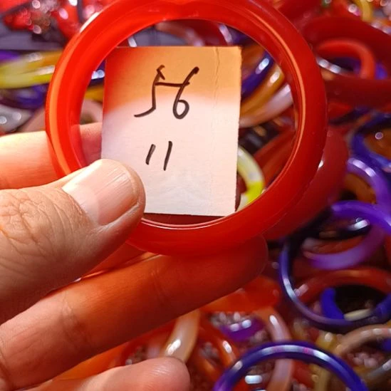 玛瑙/玉髓手镯未镶嵌