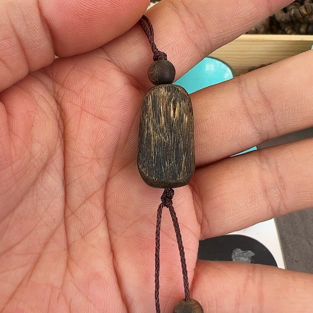 沉香碎屑沉香手机挂链钥匙挂