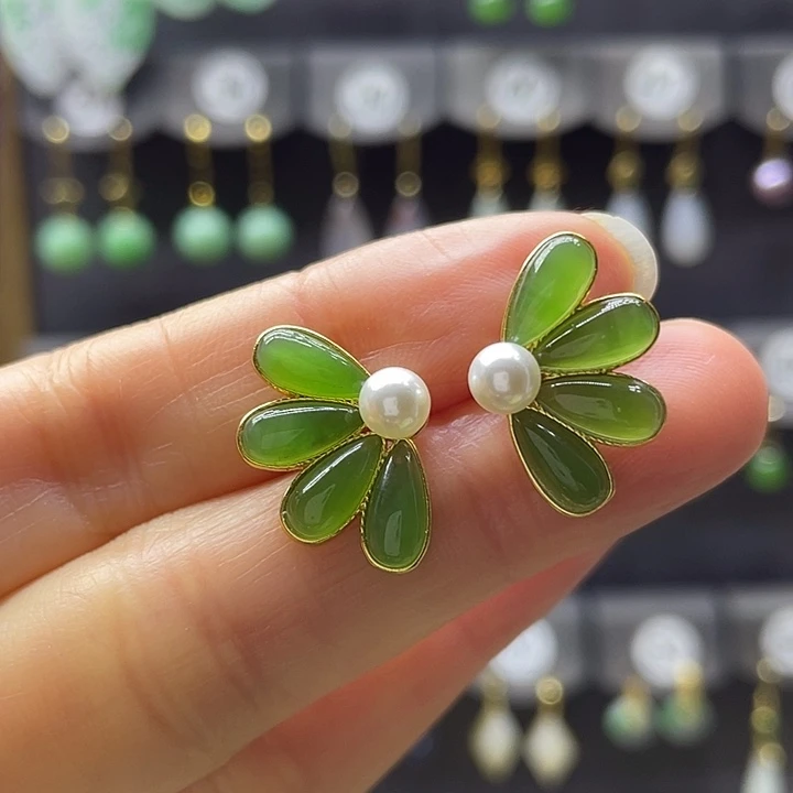 和田玉银S925镶嵌耳饰