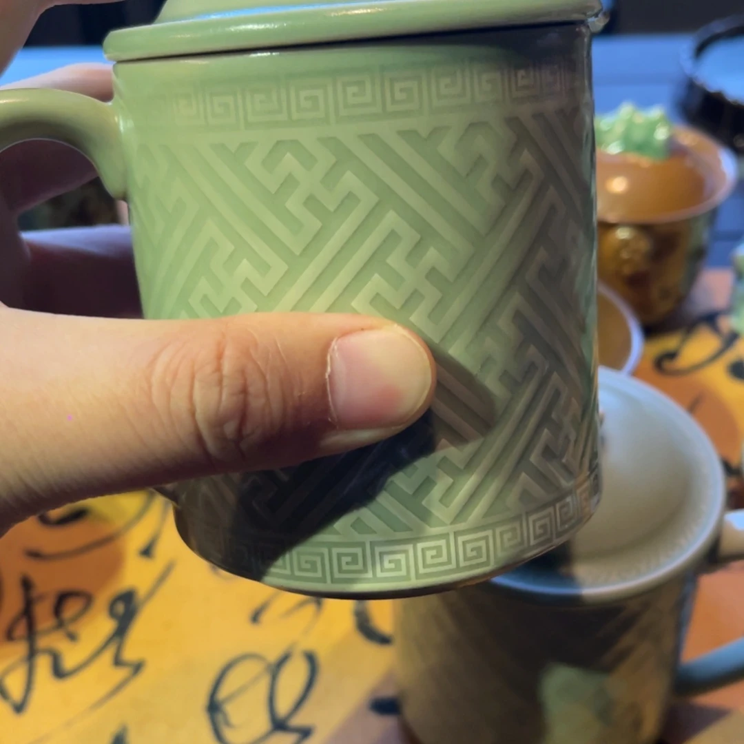 S****手工艺品琉璃龙泉青瓷杯子