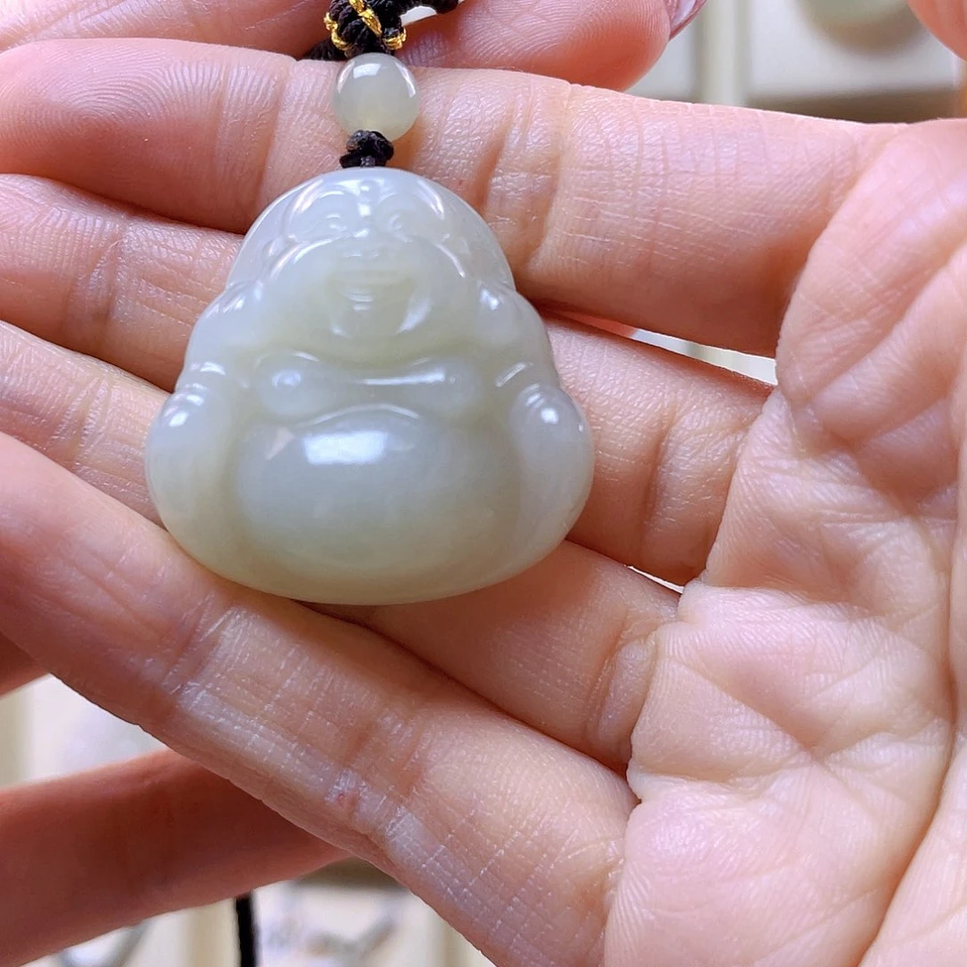 和田玉吊坠(赠链)未镶嵌小***白
