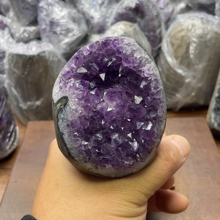 水晶大型摆件（非配饰）未镶嵌