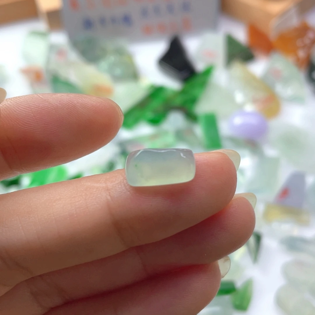 定制翡翠未镶嵌天然缅甸翡翠