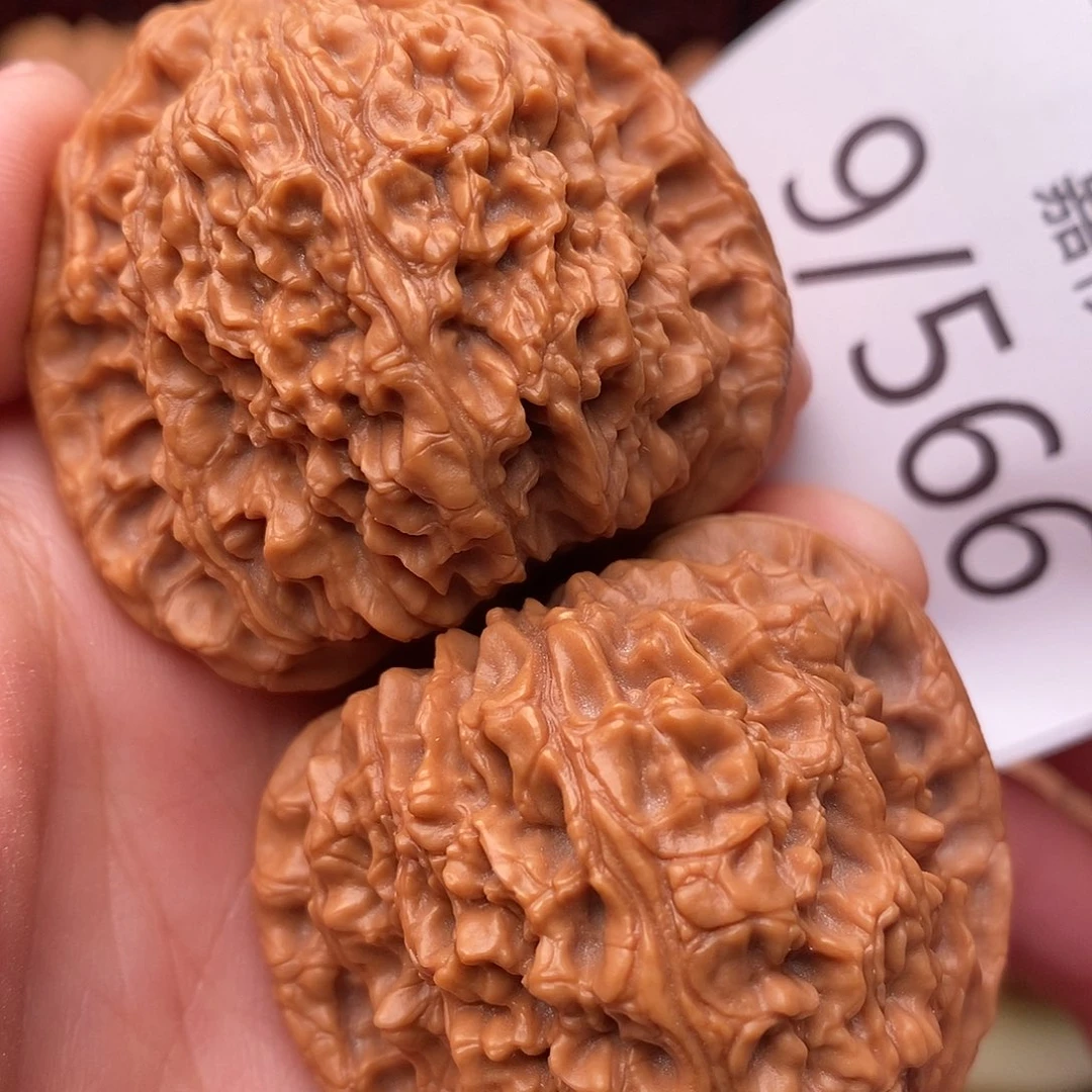 文玩核桃把件46南疆石