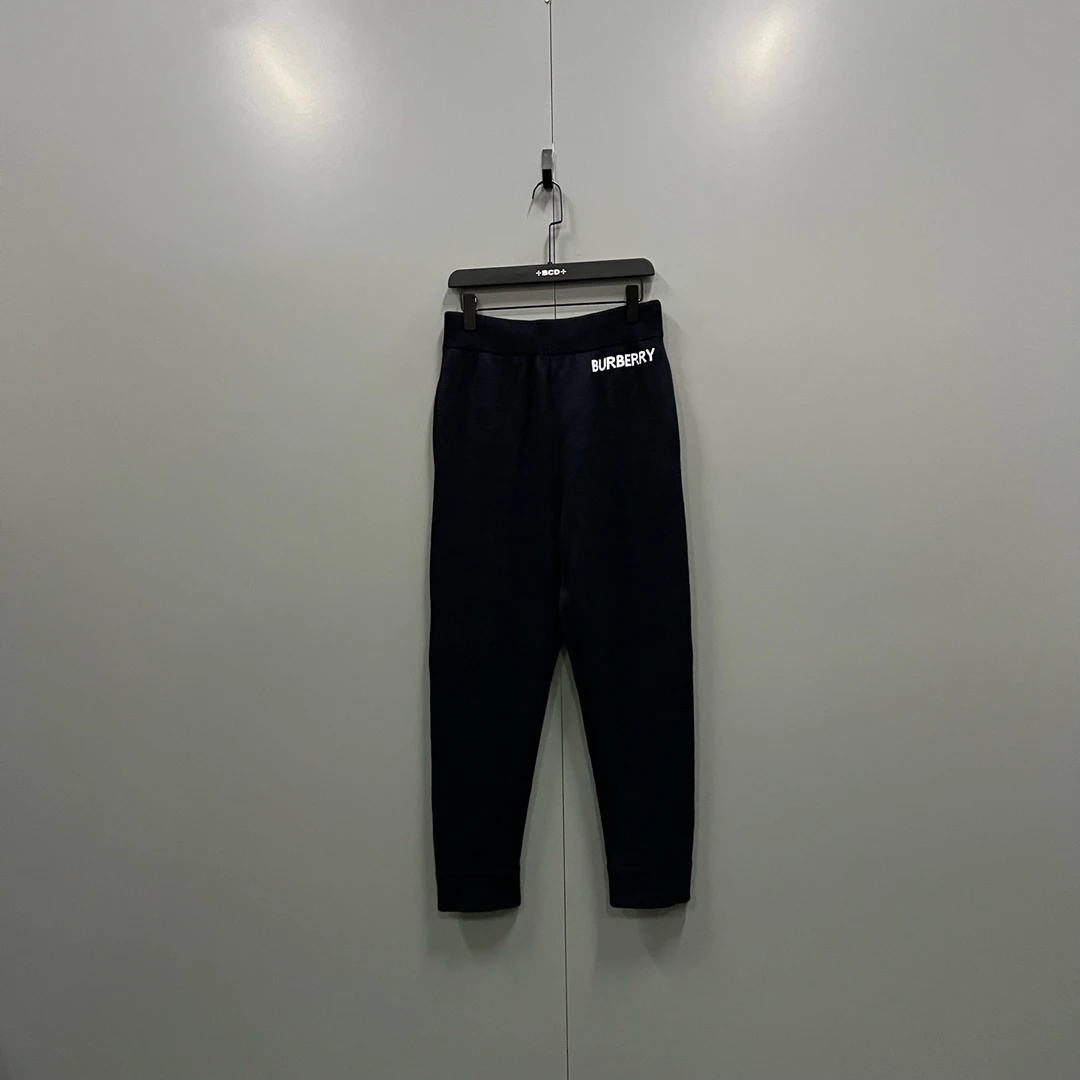 99新 BURBERRY/博柏利 yy 字母logo印花针织长裤 S码 015764