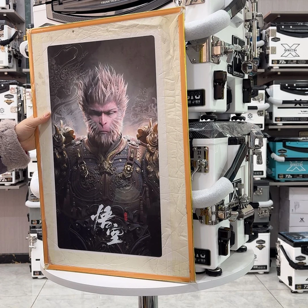 魚***䲜铁雷臣钓箱加配件加美女盖贴