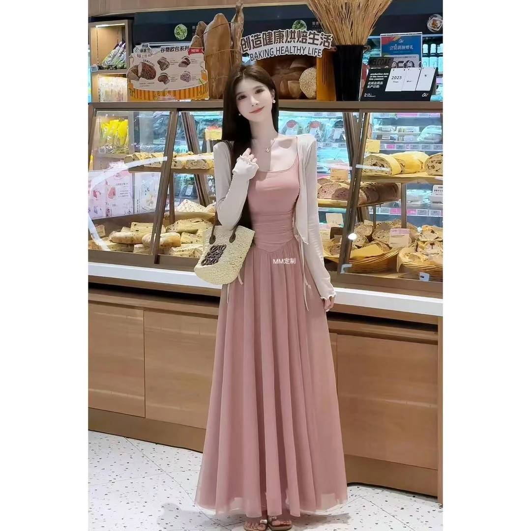 【曼塔玫瑰】2025新款温柔气质风修身网纱连衣长裙A368