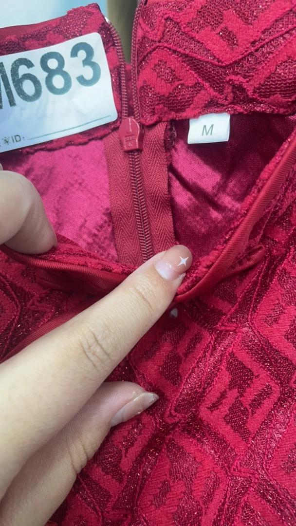 -683-瑕-------改良款旗袍