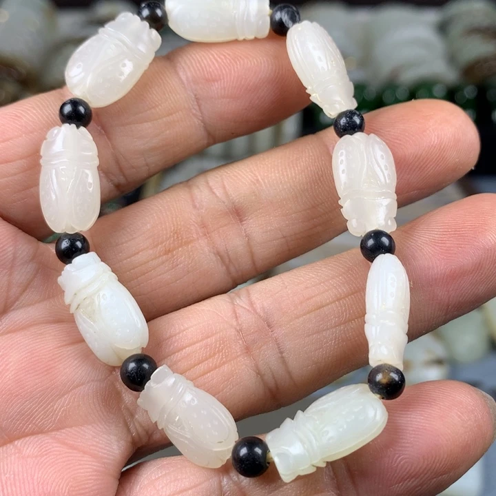 和田玉（糖玉）未镶嵌手链