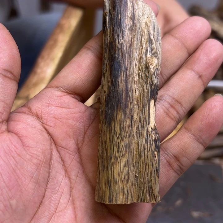 沉香沉香碎屑19.7克