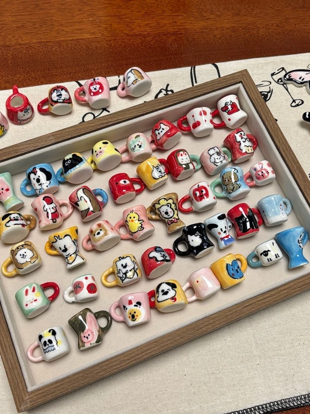 编号【T001-200】人工手绘mini陶瓷小配饰，diy项链｜挂坠（送绳子）