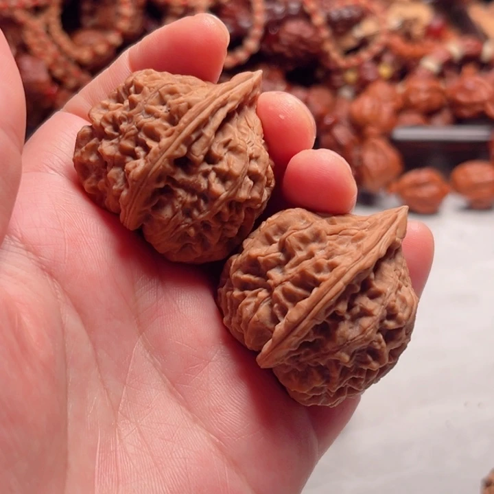 把件文玩核桃野生麻核桃晋公子39边