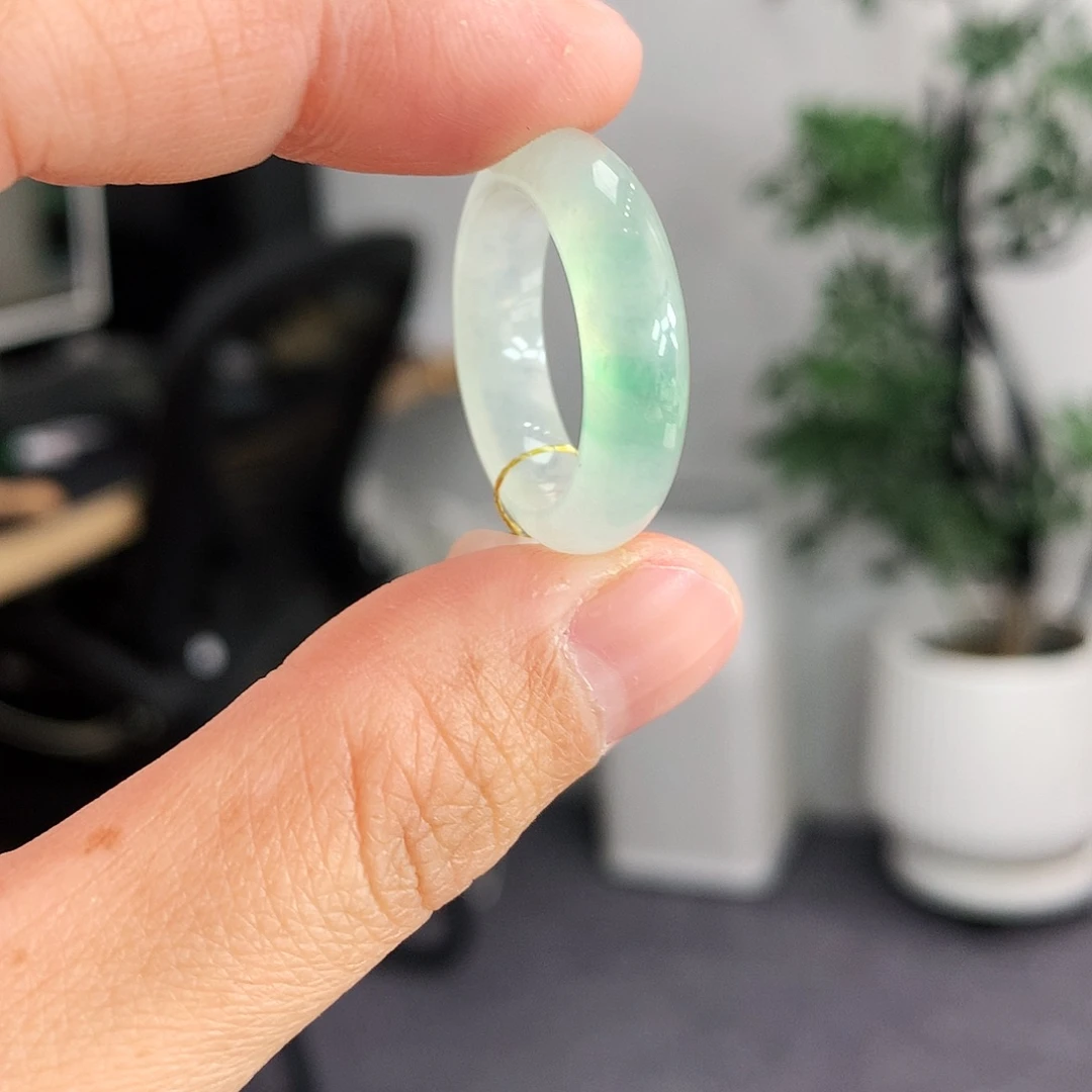 翡翠未镶嵌戒指16号