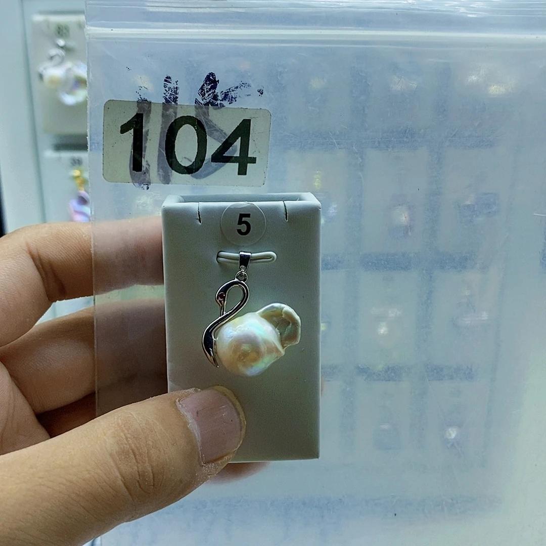 颈饰合金淡水珍珠