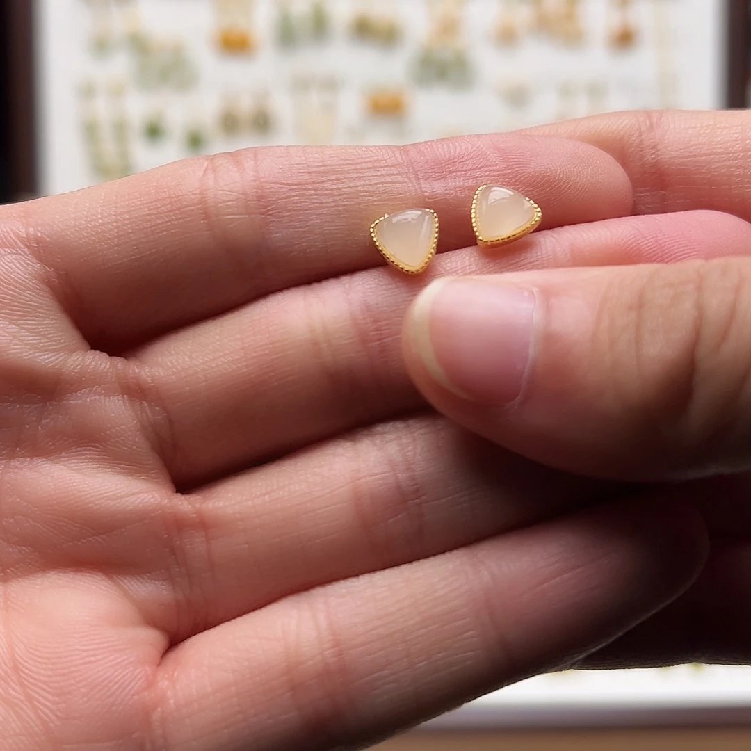 银S925镶嵌和田玉耳饰